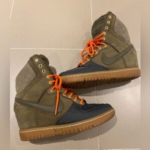 Nike Sky Hi Dunk Wedge (water repellent)